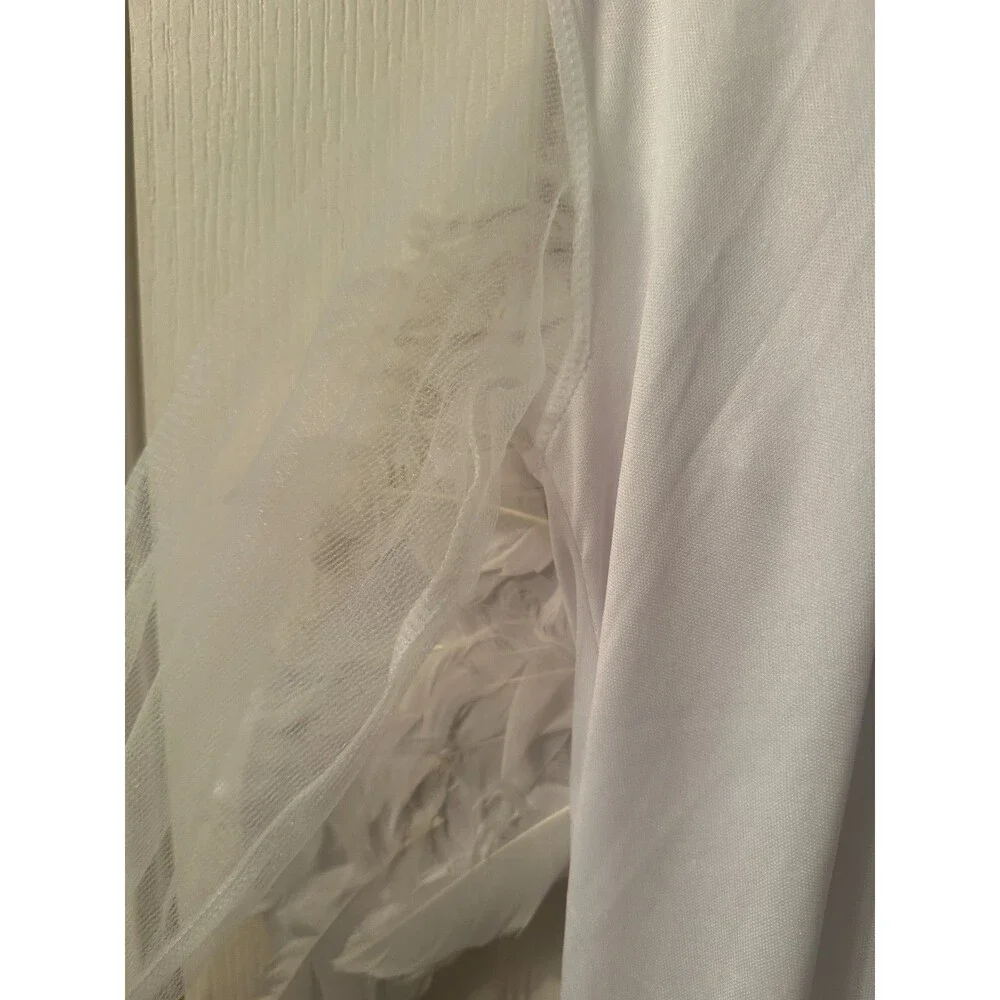 Girl's Angel Costume Includes Lighted Wings Size Medium 7/8‎